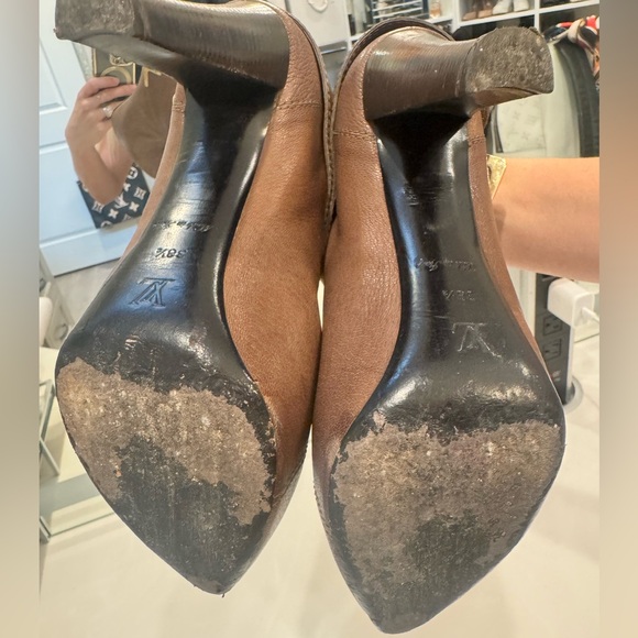 Louis Vuitton Booties - Picture 12 of 13